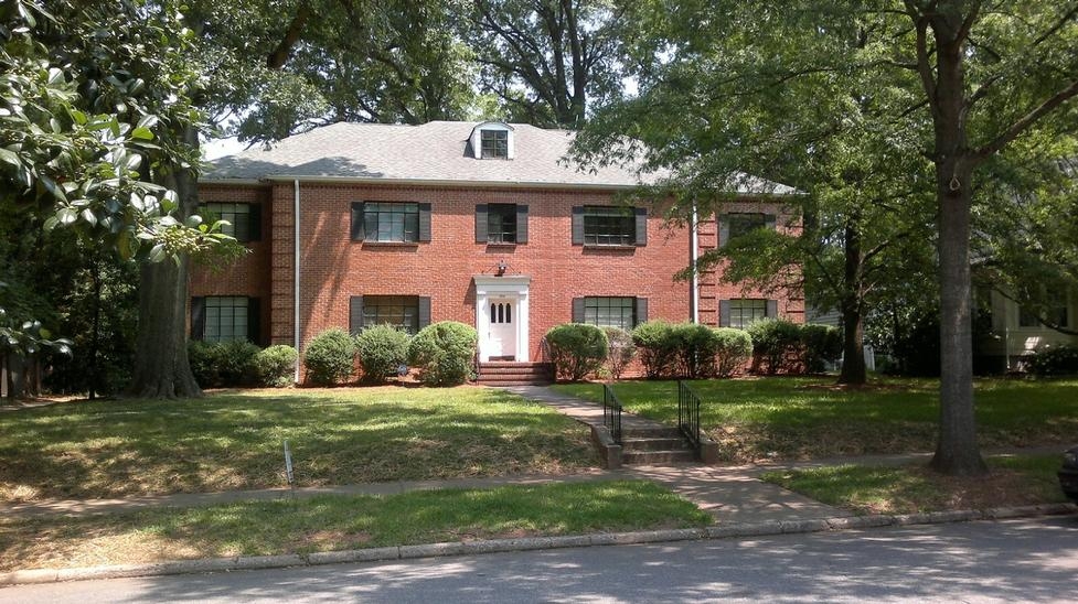 Myers Park Apartment Building in Charlotte, NC - Foto de edificio