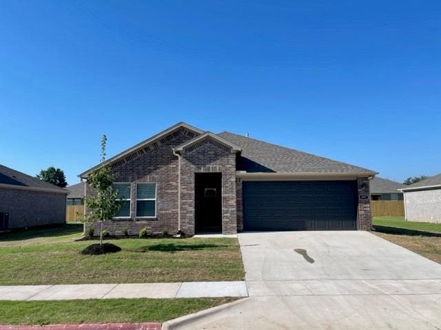 property at 907 W Nursery Rd