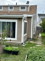 282 Van Pelt Pl in Long Branch, NJ - Building Photo