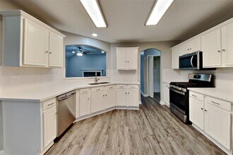 1435 W Welsford Dr in Spring, TX - Building Photo - Building Photo