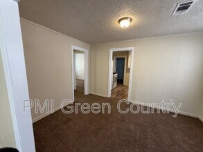 2432 N Quincy Ave in Tulsa, OK - Building Photo - Building Photo