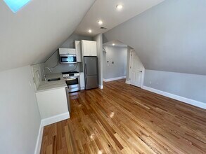 158 Morrison Ave, Unit 3 in Somerville, MA - Foto de edificio - Building Photo