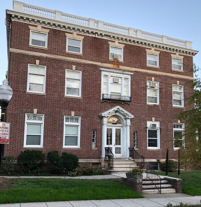 3503 N Charles St Apartments and Nearby Baltimore Apartments For Rent