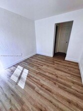 1245 NW 60th St in Miami, FL - Building Photo - Building Photo