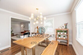 2212 Clairmont Terrace NE in Atlanta, GA - Building Photo - Building Photo