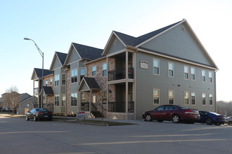 The Gables in The Village of Cherry Hill in Columbia, MO - Building Photo - Building Photo