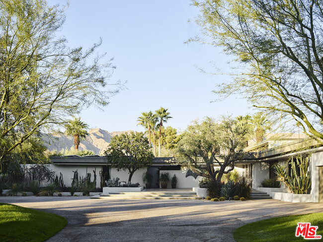 40471 Sand Dune Rd in Rancho Mirage, CA - Foto de edificio - Building Photo