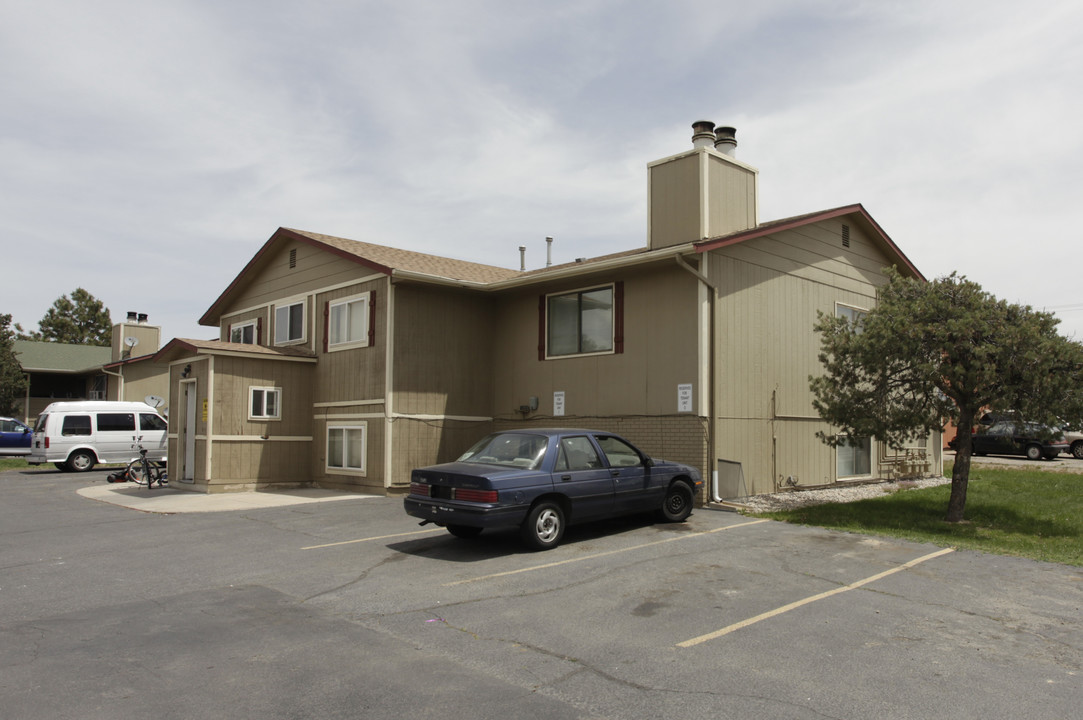 127 W 45th St in Loveland, CO - Building Photo