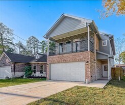 17501 Deer Creek Dr in Spring, TX - Building Photo