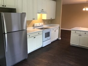 204 Ber Creek Dr in Fuquay Varina, NC - Building Photo - Building Photo