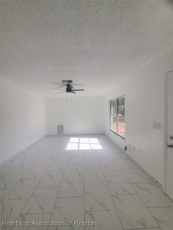 3526 King Dr in Sebring, FL - Building Photo - Building Photo