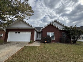 106 Belvedere Ln in Enterprise, AL - Building Photo