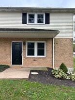 108 Oak Rd, Unit 108 in York, PA - Building Photo
