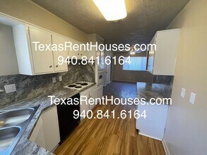 4705 Florist St in Wichita Falls, TX - Building Photo - Building Photo