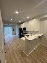 8477 SE 64th Ave in Portland, OR - Building Photo - Building Photo