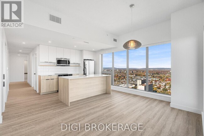 1240 Cummings Ave in Ottawa, ON - Building Photo - Building Photo