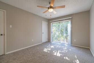 The View at Breckenridge Apartments in Little Rock, AR - Building Photo - Building Photo