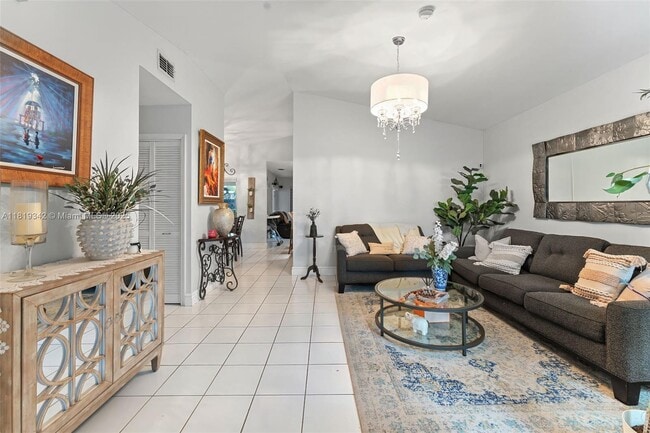 5316 SW 142nd Pl in Miami, FL - Building Photo - Building Photo