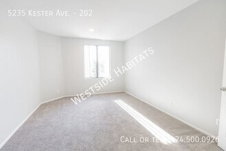 5235 Kester Ave in Los Angeles, CA - Building Photo - Building Photo