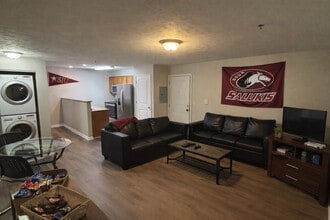 900 on Park in Carbondale, IL - Foto de edificio - Building Photo