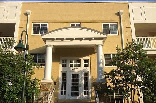 property at 4067 S Four Mile Run Dr