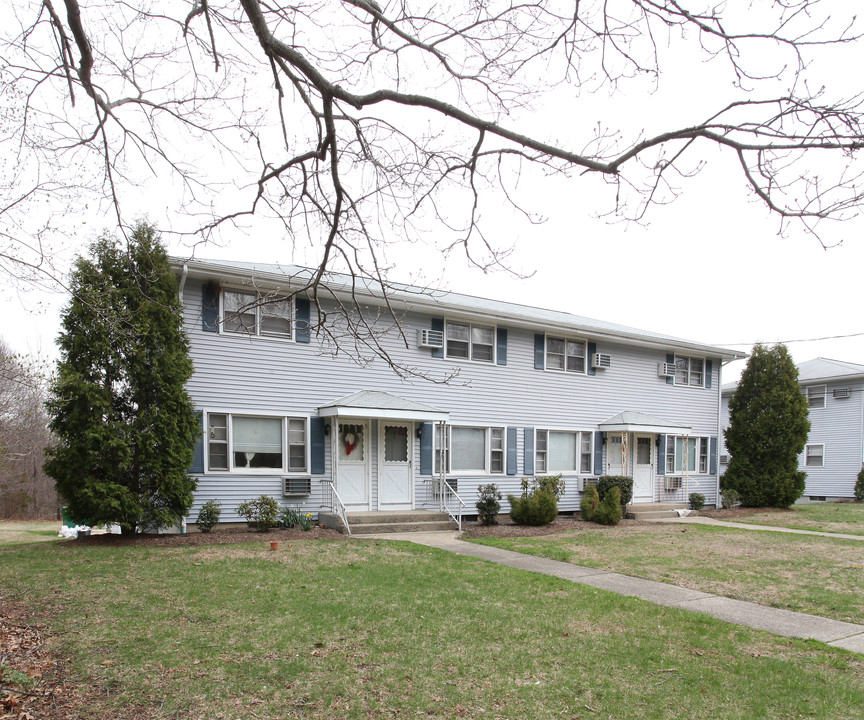 The Meadows Apartments in Uncasville, CT - Building Photo