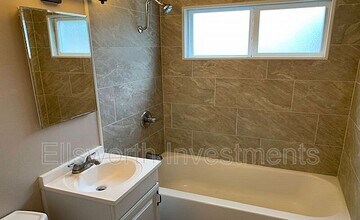 6381 Balsam Lake Ave in San Diego, CA - Building Photo - Building Photo