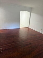 3191 Day Ave in Miami, FL - Building Photo - Building Photo