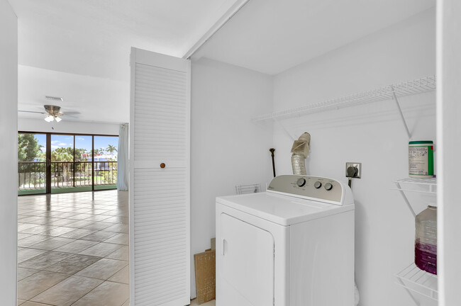 property at 4290 Deste Ct