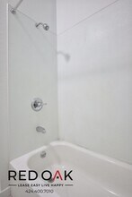 2255 W 14th St, Unit 203 in Los Angeles, CA - Building Photo - Building Photo