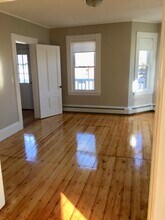 35 South St, Unit #2 in Waltham, MA - Building Photo - Building Photo