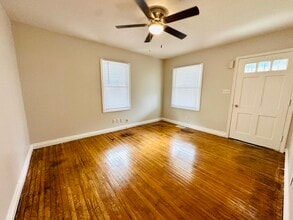 1147 Lincoln Ave in Louisville, KY - Foto de edificio - Building Photo