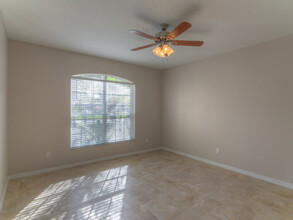 4317 Hickory Stone Cir in Orlando, FL - Building Photo - Building Photo