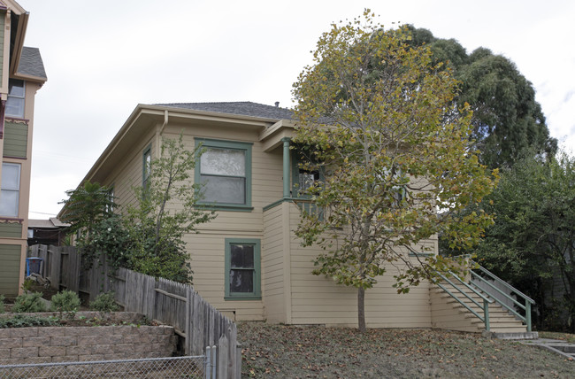 823 Kentucky St in Vallejo, CA - Building Photo - Building Photo