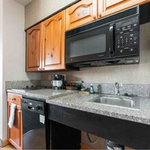 9880 N Scottsdale Rd in Scottsdale, AZ - Building Photo - Building Photo