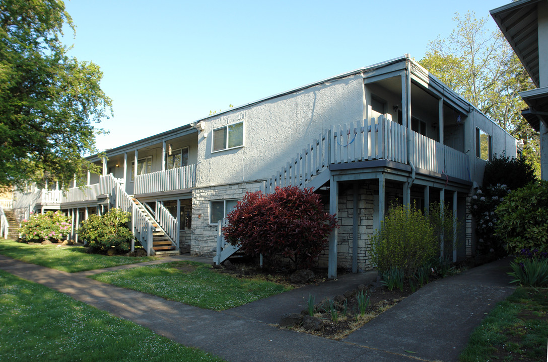 405 E 14th Ave in Eugene, OR - Building Photo