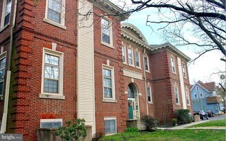 2634 N Centre St in Pennsauken, NJ - Building Photo