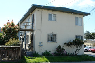 1514 Oregon St in Berkeley, CA - Building Photo - Building Photo