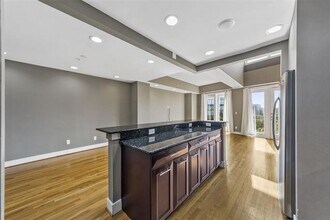 5055 Addison Cir in Addison, TX - Building Photo - Building Photo