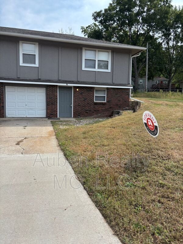 property at 409 NE Westwind Dr