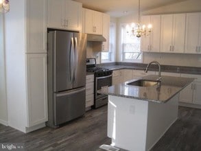 7300 Willow Glen Way in Elkridge, MD - Building Photo - Building Photo
