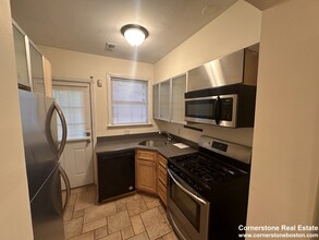 12 Chesterton St, Unit #1 in Boston, MA - Building Photo - Building Photo