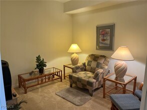 9636 Hemingway Ln in Ft. Myers, FL - Building Photo - Building Photo
