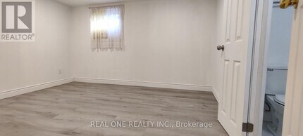 9 Lisburn Crescent in Toronto, ON - Building Photo - Building Photo