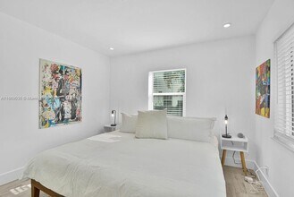 3521 SW 16th St in Miami, FL - Building Photo - Building Photo