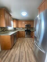 1 Highland Ct in Woodridge, IL - Building Photo - Building Photo
