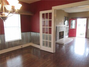 214 S 4th St in Wills Point, TX - Building Photo - Building Photo