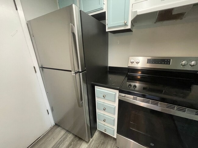 1225 S Oneida St in Denver, CO - Building Photo - Building Photo