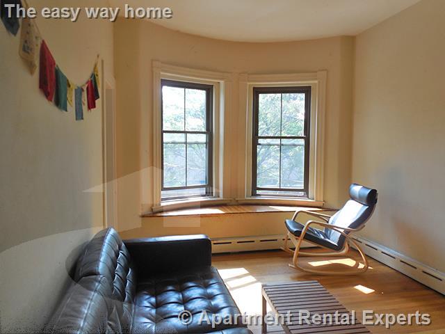 114 Willow St in Cambridge, MA - Building Photo - Building Photo