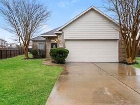 13541 Lake Breeze Ln in Willis, TX - Building Photo